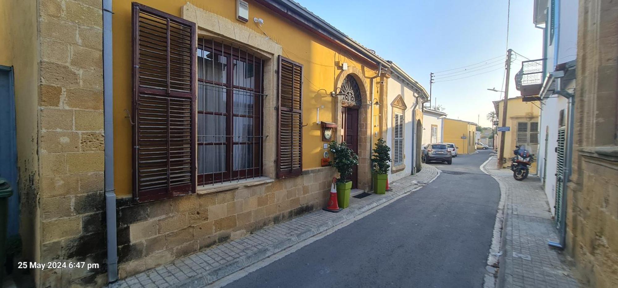 Appartamento Sylvias Antique House Nicosia Esterno foto